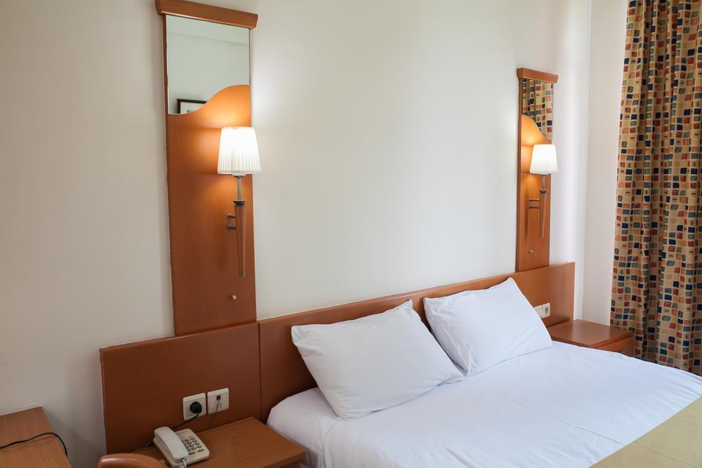 Gorillas City Centre Hotel كيغالي الغرفة الصورة